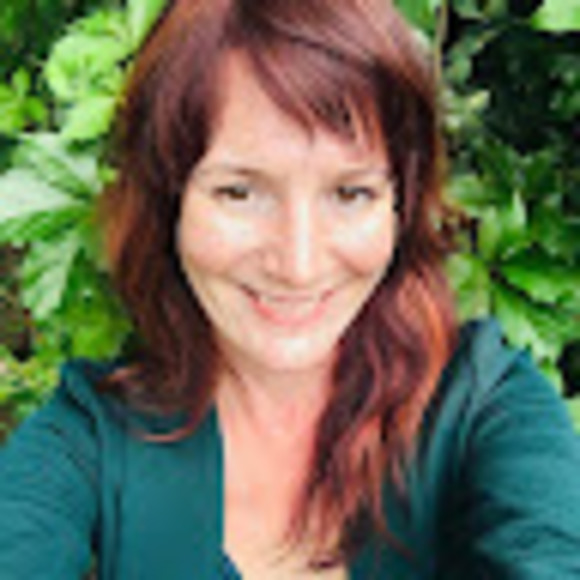 Meet your Posher, Shellie - Picture 1 of 1